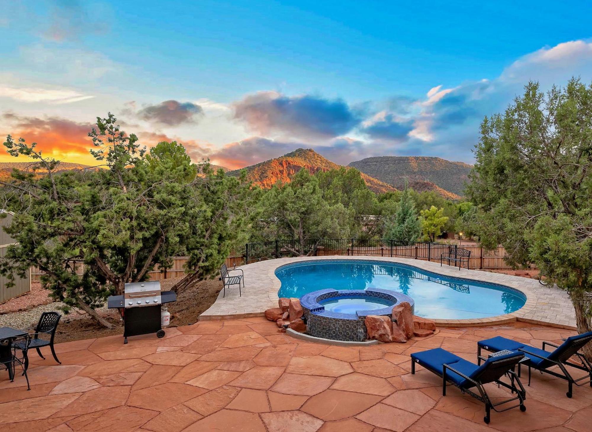 Sedona'S Paradise Found, Saltwater Pool And Hot Tub, Private Oasis! 외부 사진